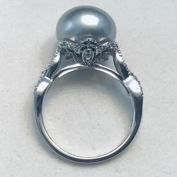 Genuine Cultured Grey Pearl & Zircon Princess Ring - Picture 6 of 11